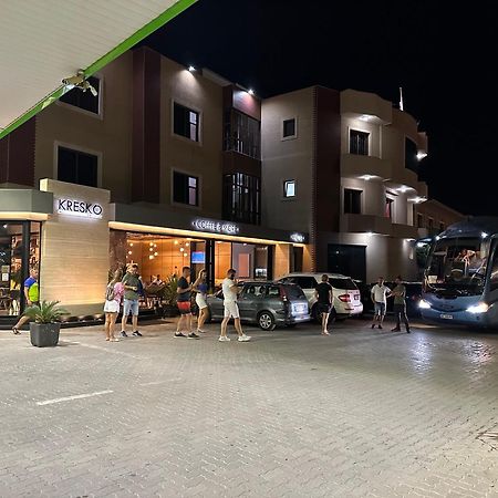 Hotel Kresko Lushnjë Esterno foto