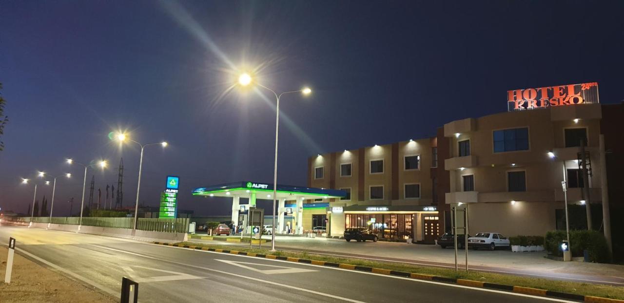 Hotel Kresko Lushnjë Esterno foto
